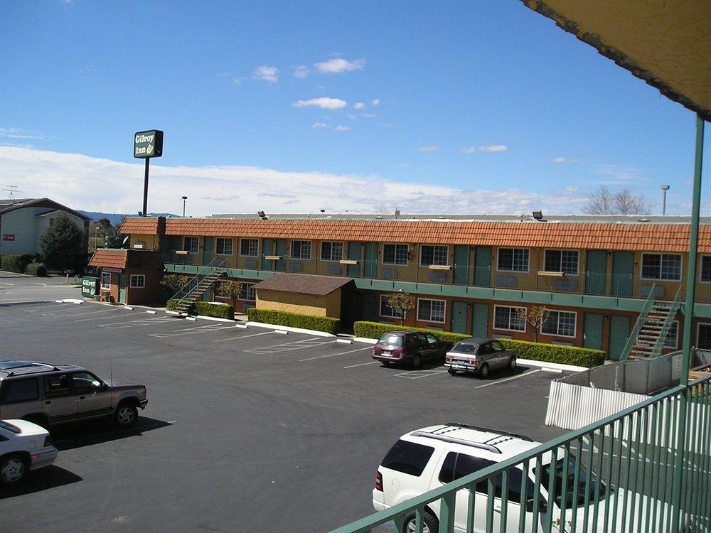 Gilroy Inn المظهر الخارجي الصورة