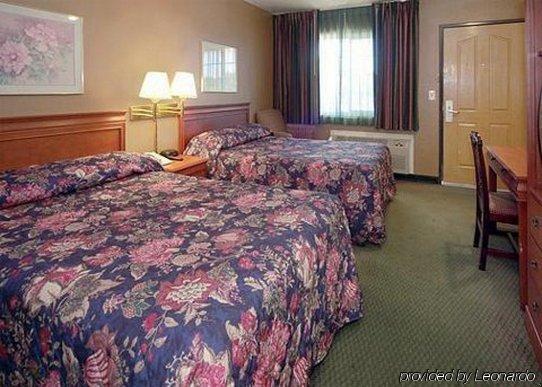 Gilroy Inn الغرفة الصورة