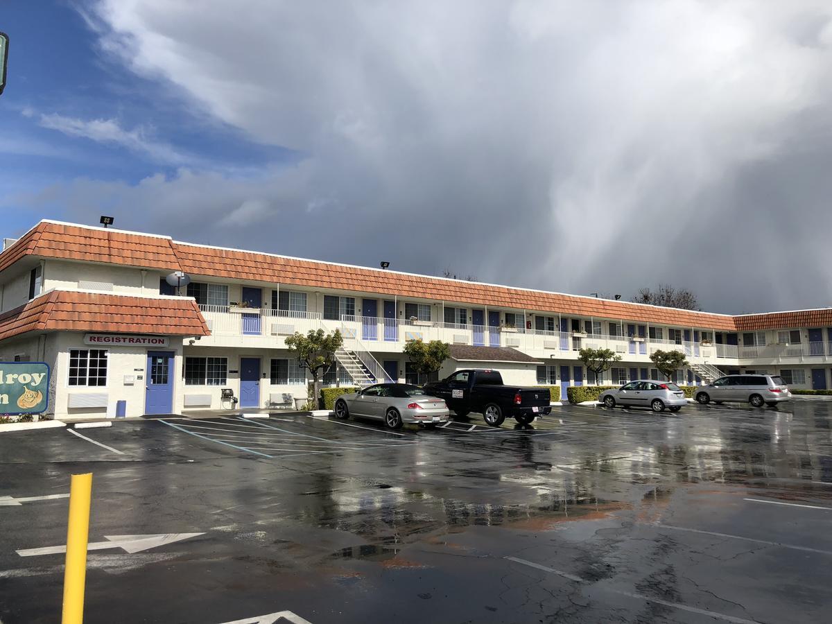 Gilroy Inn المظهر الخارجي الصورة