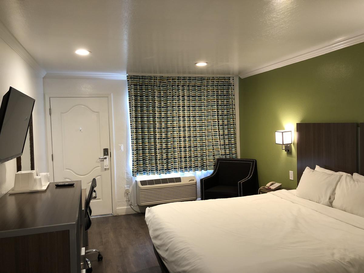 Gilroy Inn المظهر الخارجي الصورة