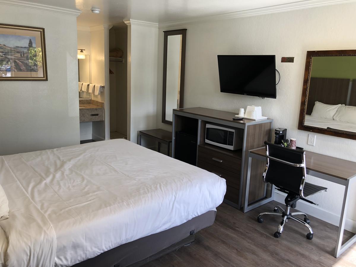 Gilroy Inn المظهر الخارجي الصورة