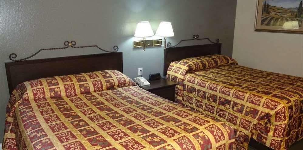 Gilroy Inn المظهر الخارجي الصورة